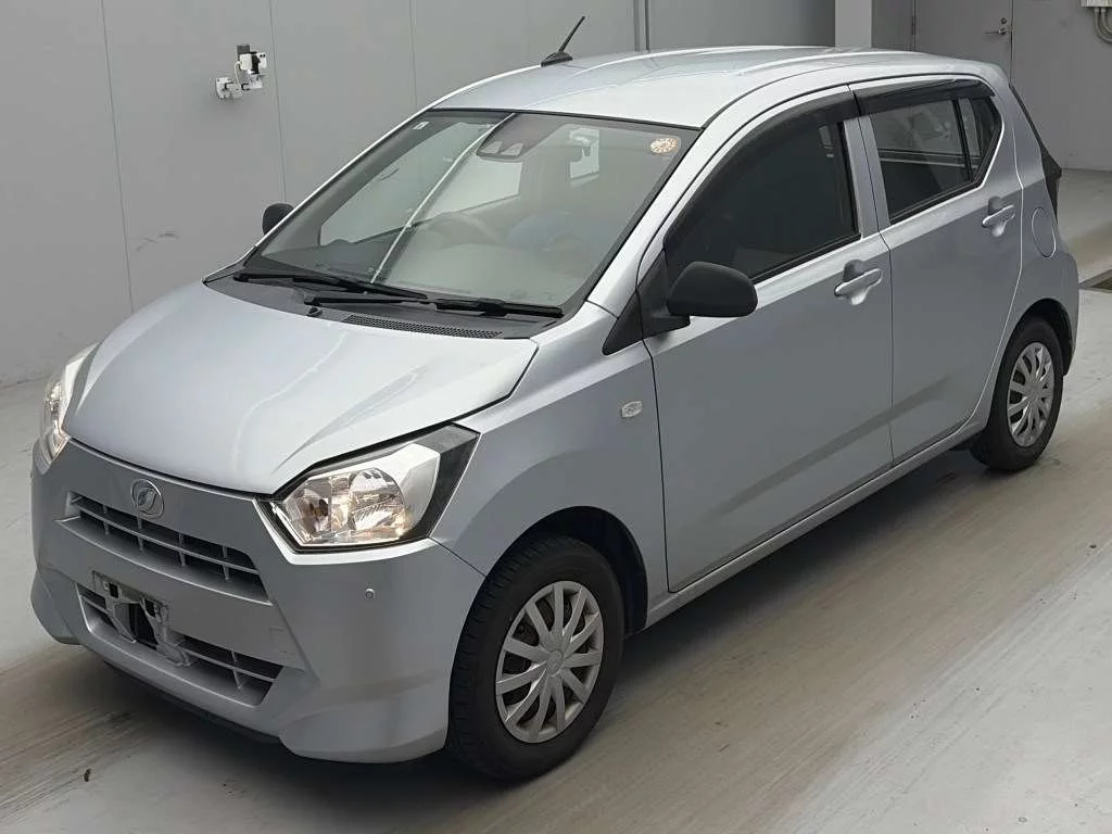 Daihatsu Mira e:S LA350S 2021